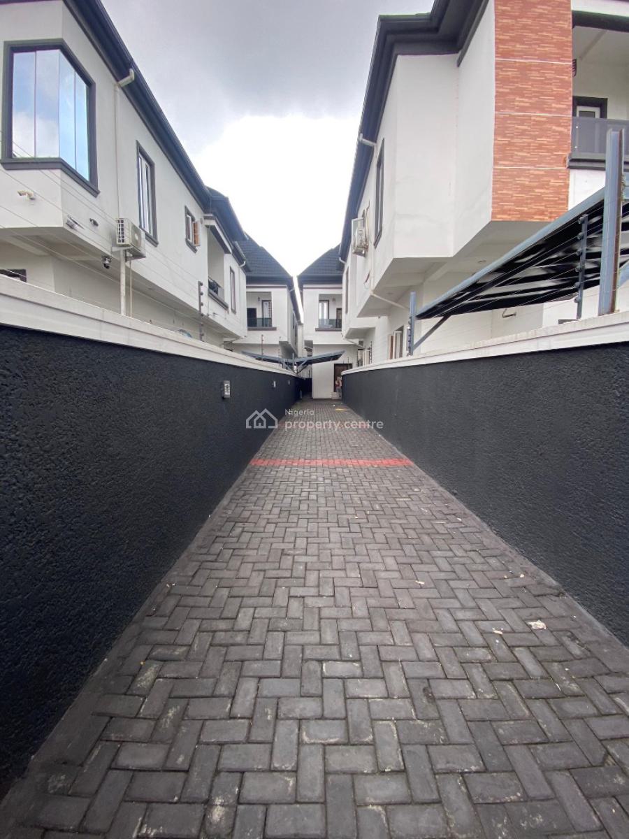4 Bedroom Fully Detached Duplex with a Room Bq, Oba Avenue, Lekki County, Ikota, Lekki, Lagos, Detached Duplex for Sale