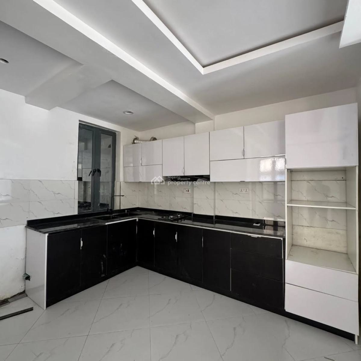 Fully Serviced  2  Bedroom Apartment, Chevron Toll Gate, Lekki, Lagos, Block of Flats for Sale