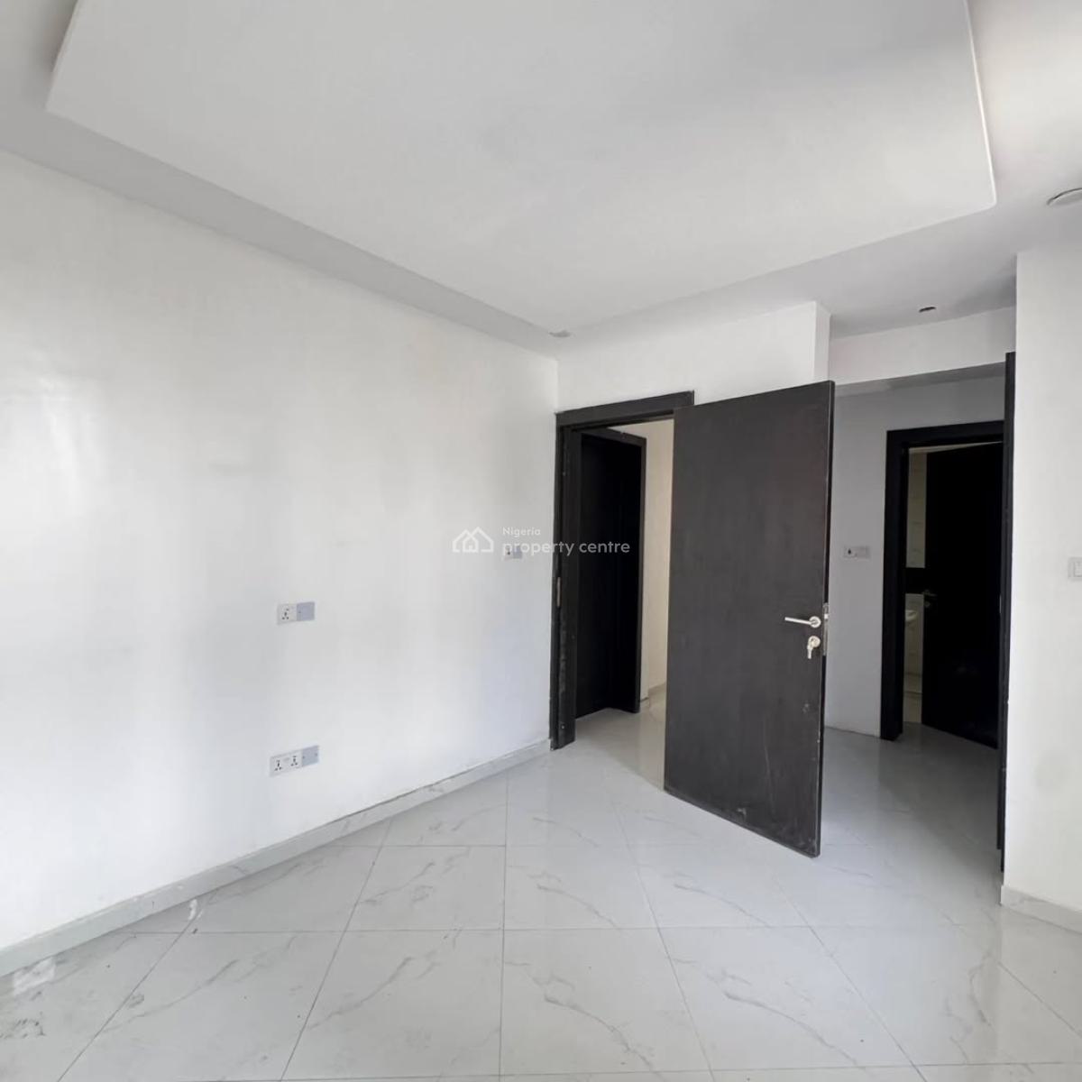 Fully Serviced  2  Bedroom Apartment, Chevron Toll Gate, Lekki, Lagos, Block of Flats for Sale