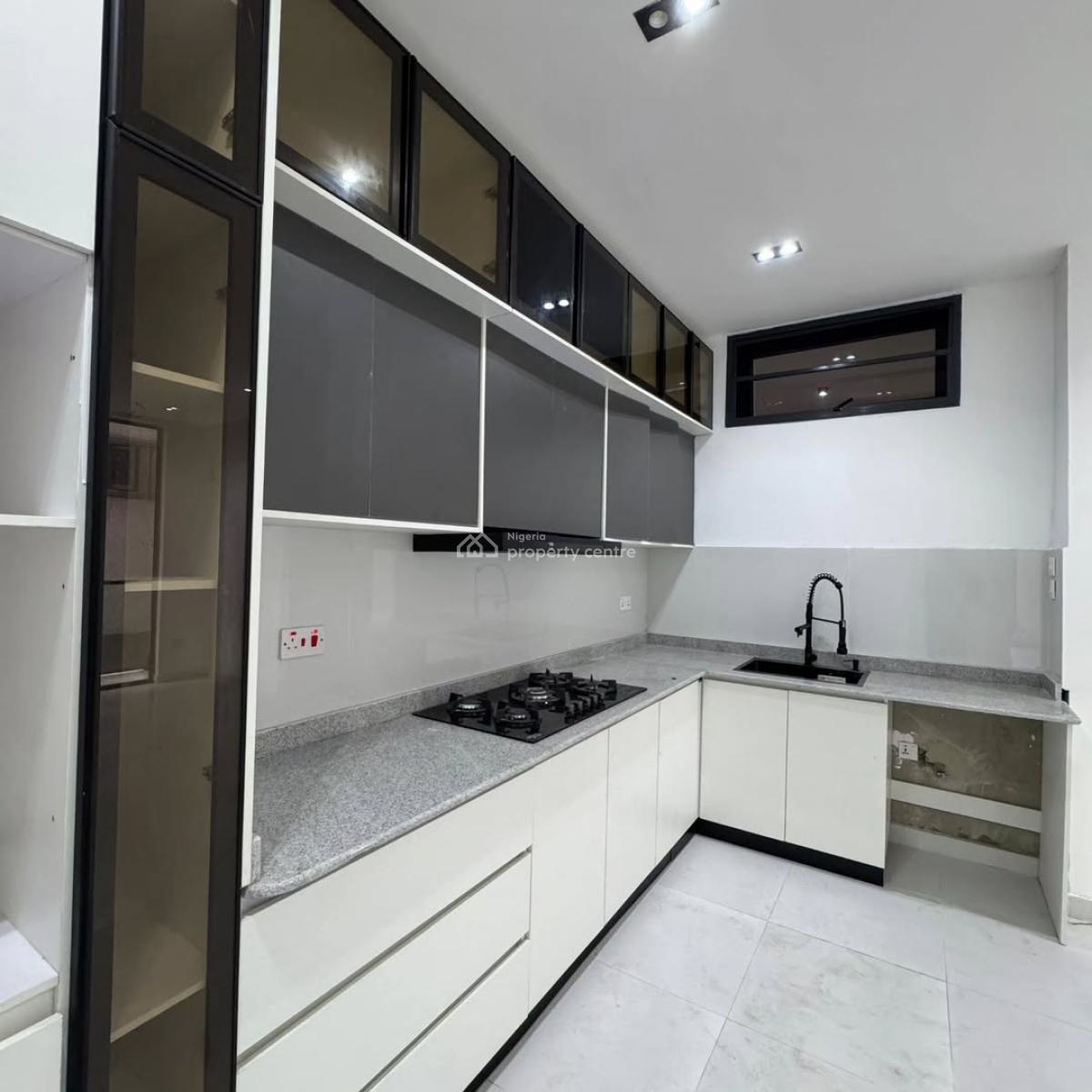 Fully Serviced 2 Bedroom Apartments, Ologolo, Lekki, Lekki, Lagos, Block of Flats for Sale