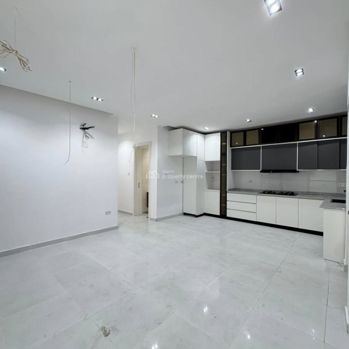 Fully Serviced 2 Bedroom Apartments, Ologolo, Lekki, Lekki, Lagos, Block of Flats for Sale