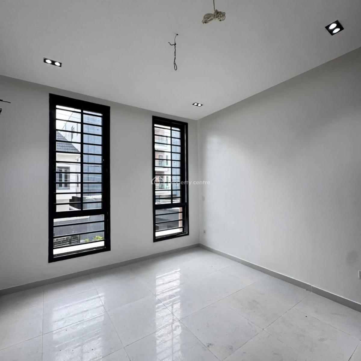 Fully Serviced 2 Bedroom Apartments, Ologolo, Lekki, Lekki, Lagos, Block of Flats for Sale