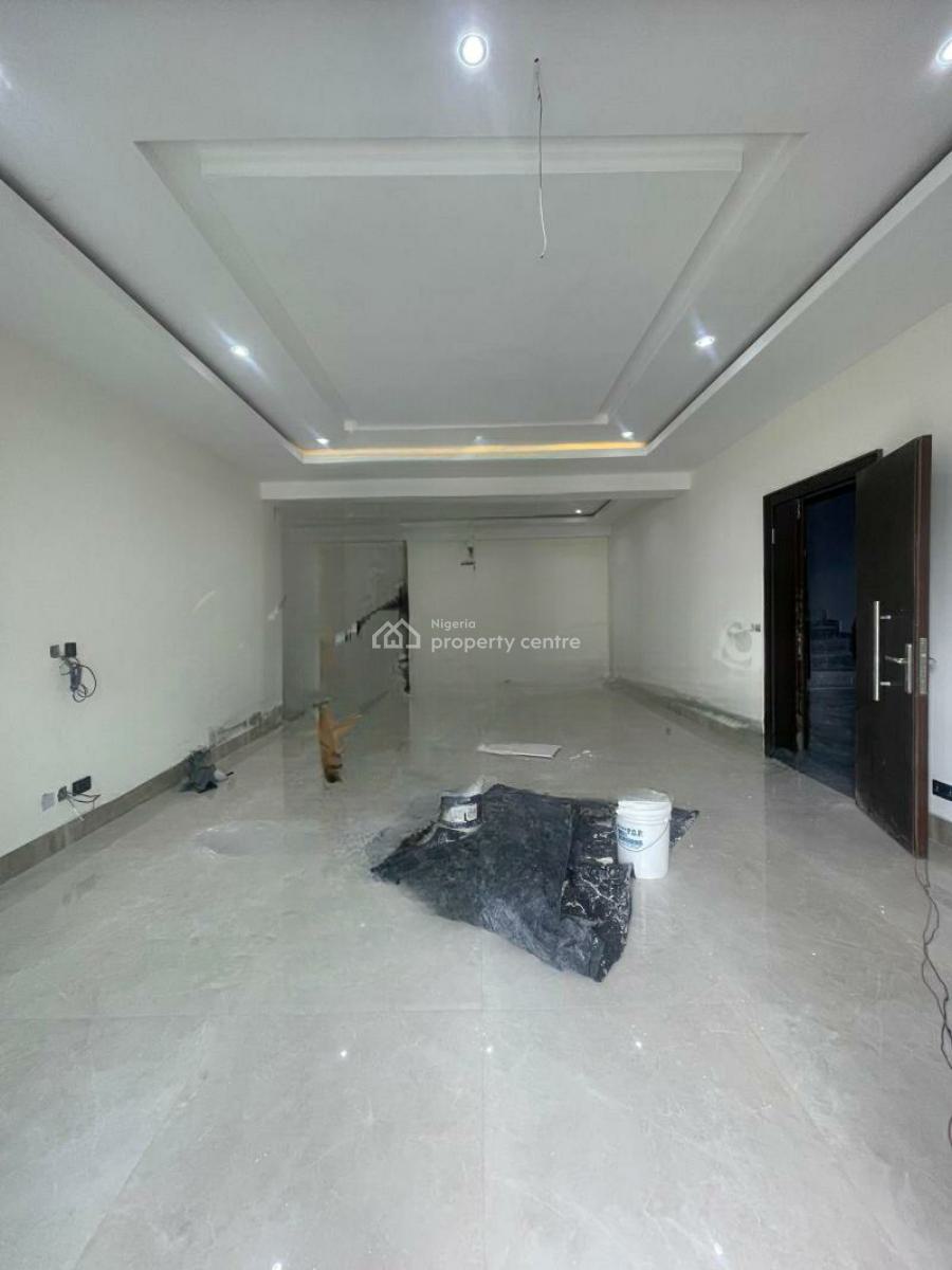 Exclusively Built 4 Bedroom Maisonette with Bq, Pool and Elevator, Old Ikoyi, Ikoyi, Lagos, Flat / Apartment for Sale