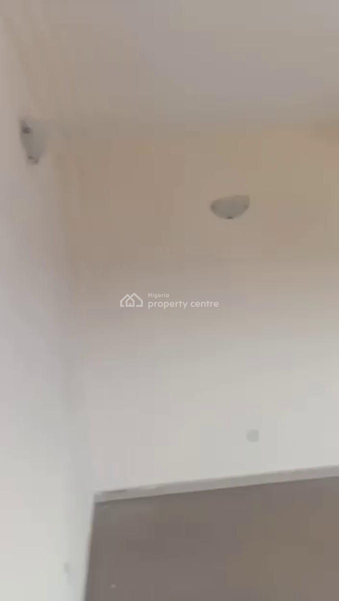 2 Bedroom Flat, Mende, Maryland, Lagos, Flat / Apartment for Rent