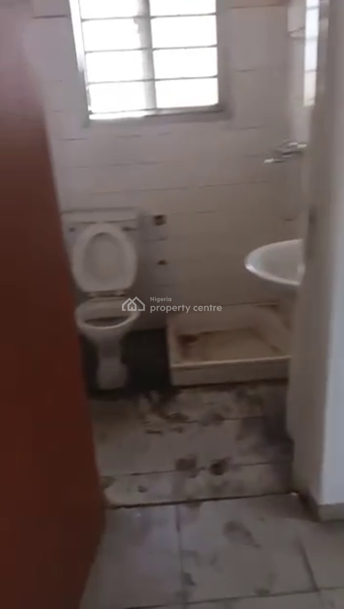 2 Bedroom Flat, Mende, Maryland, Lagos, Flat / Apartment for Rent