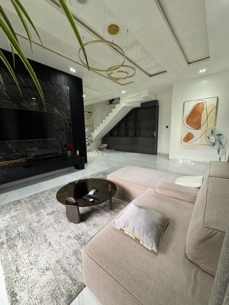 Exquisite 4 Bedroom Semi-detached Duplex with Bq, Chevron, Lekki Phase 2, Lekki, Lagos, Semi-detached Duplex for Rent