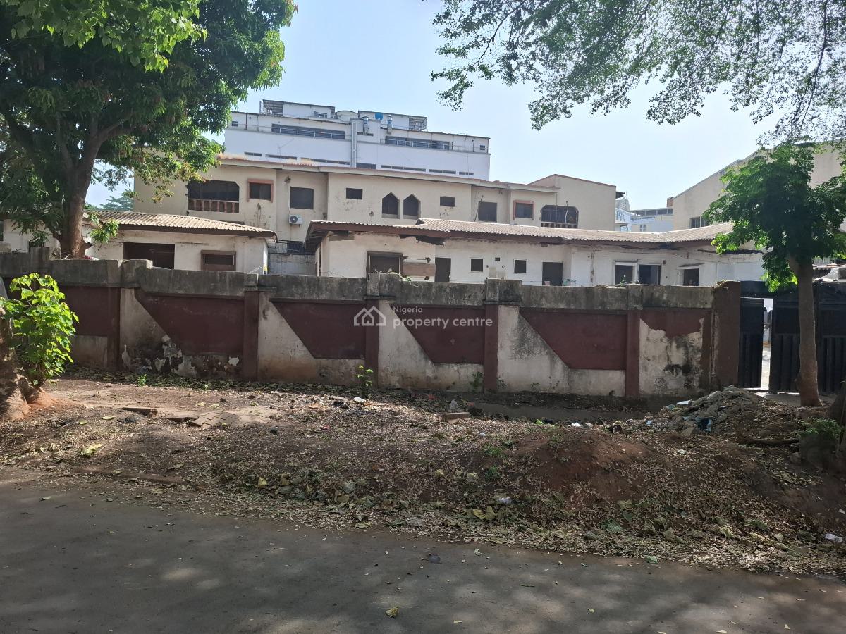 800sqm Land Size with Old House on It, Nice Location at Wuse2, Wuse 2, Abuja, Residential Land for Sale