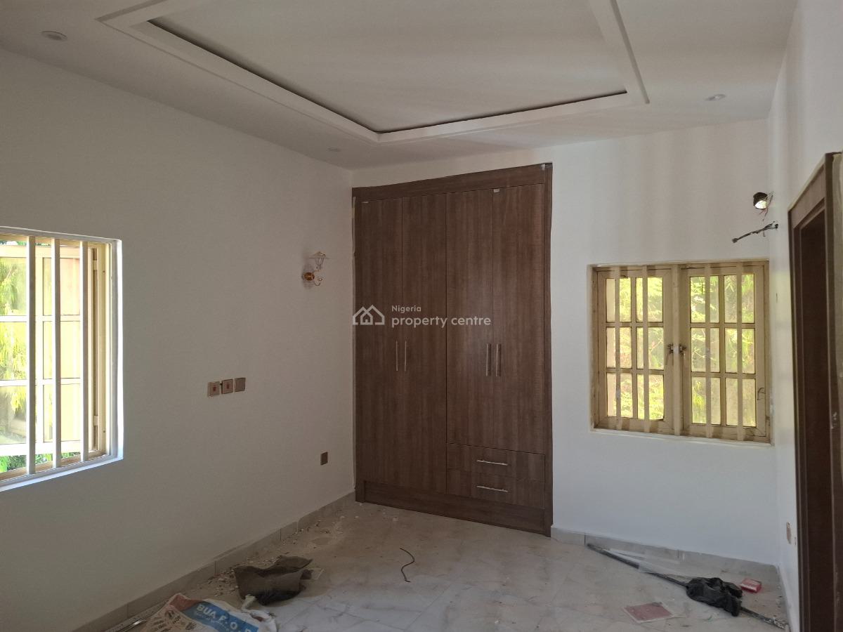 Nice 3 Bedroom Flat for Office Or Residence Use, Wuse 2, Abuja, Flat / Apartment for Rent