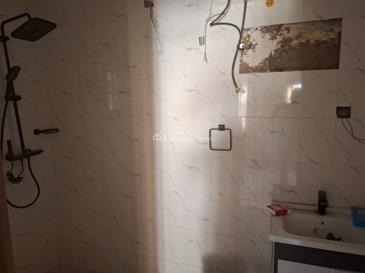 Nice 3 Bedroom Flat for Office Or Residence Use, Wuse 2, Abuja, Flat / Apartment for Rent