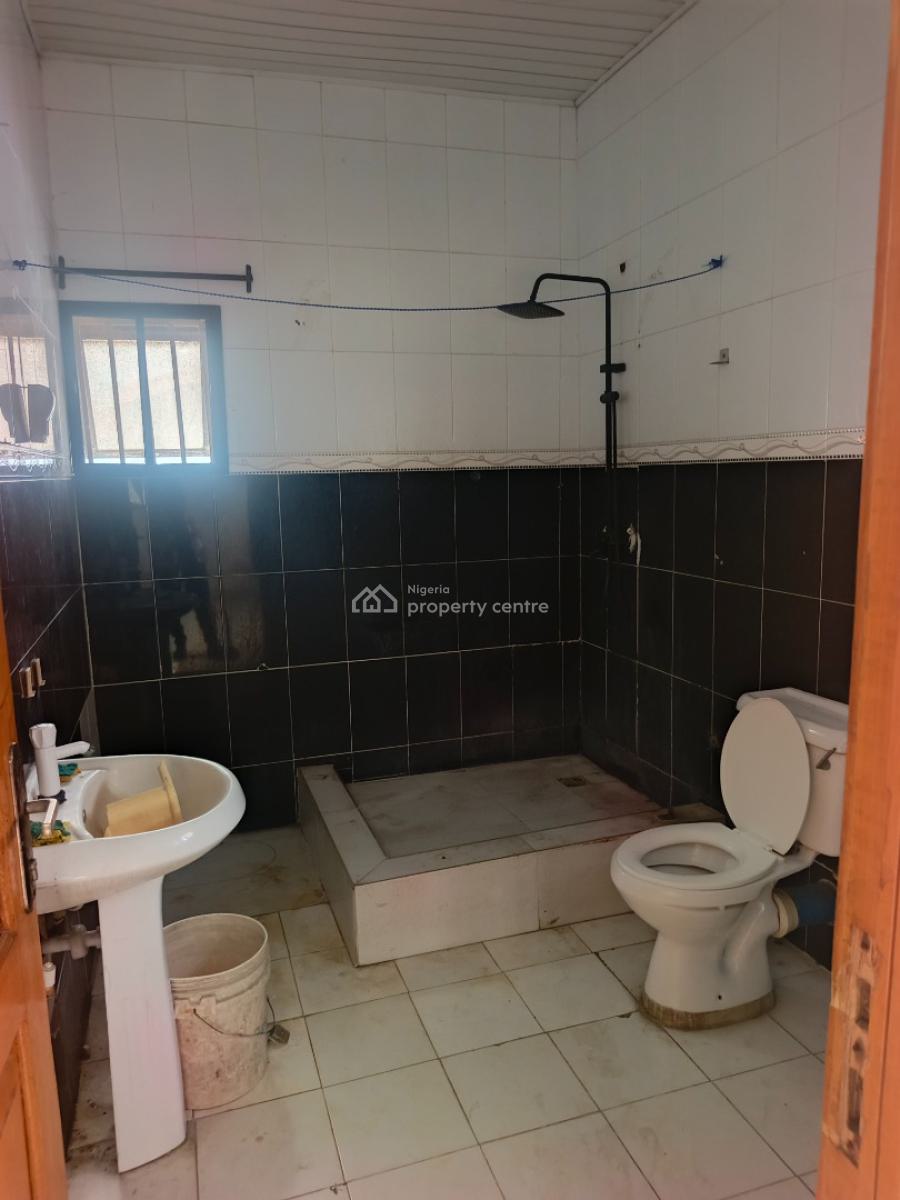 3-bedroom Flat (upper Floor), Thomas Estate, Ajah, Lagos, Flat / Apartment for Rent