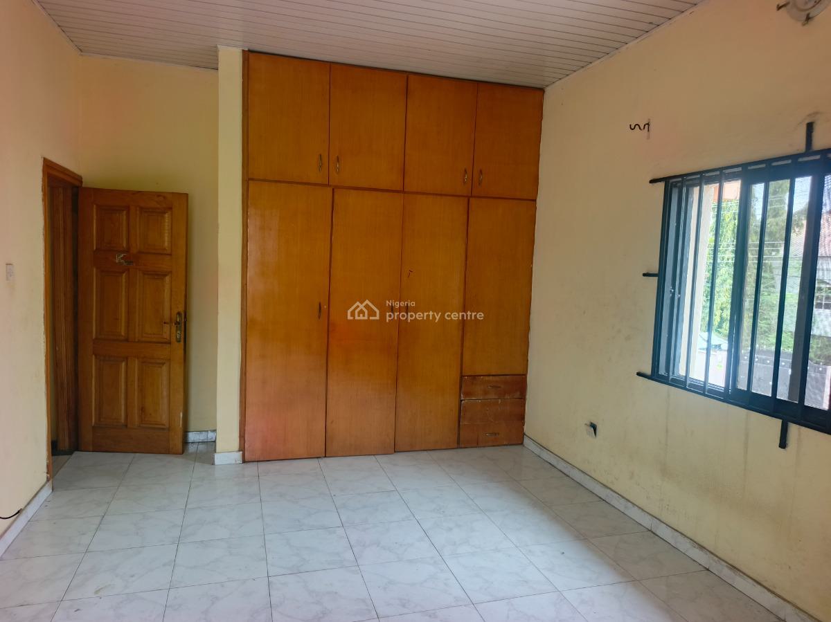 3-bedroom Flat (upper Floor), Thomas Estate, Ajah, Lagos, Flat / Apartment for Rent