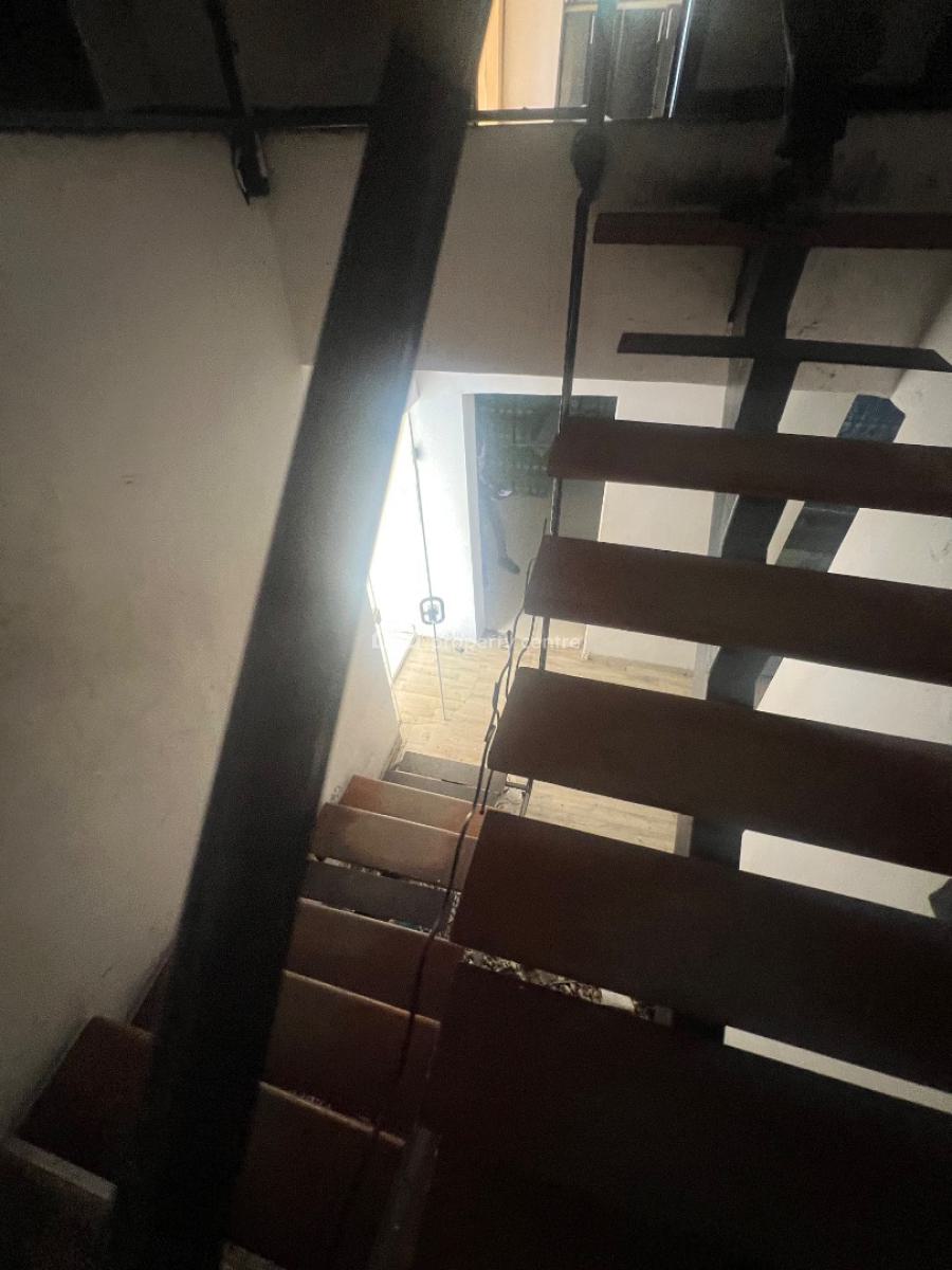Attractive 230sqm First Floor Space with Second Floor Office Spaces, Lekki Phase 1, Lekki, Lagos, Commercial Property for Rent