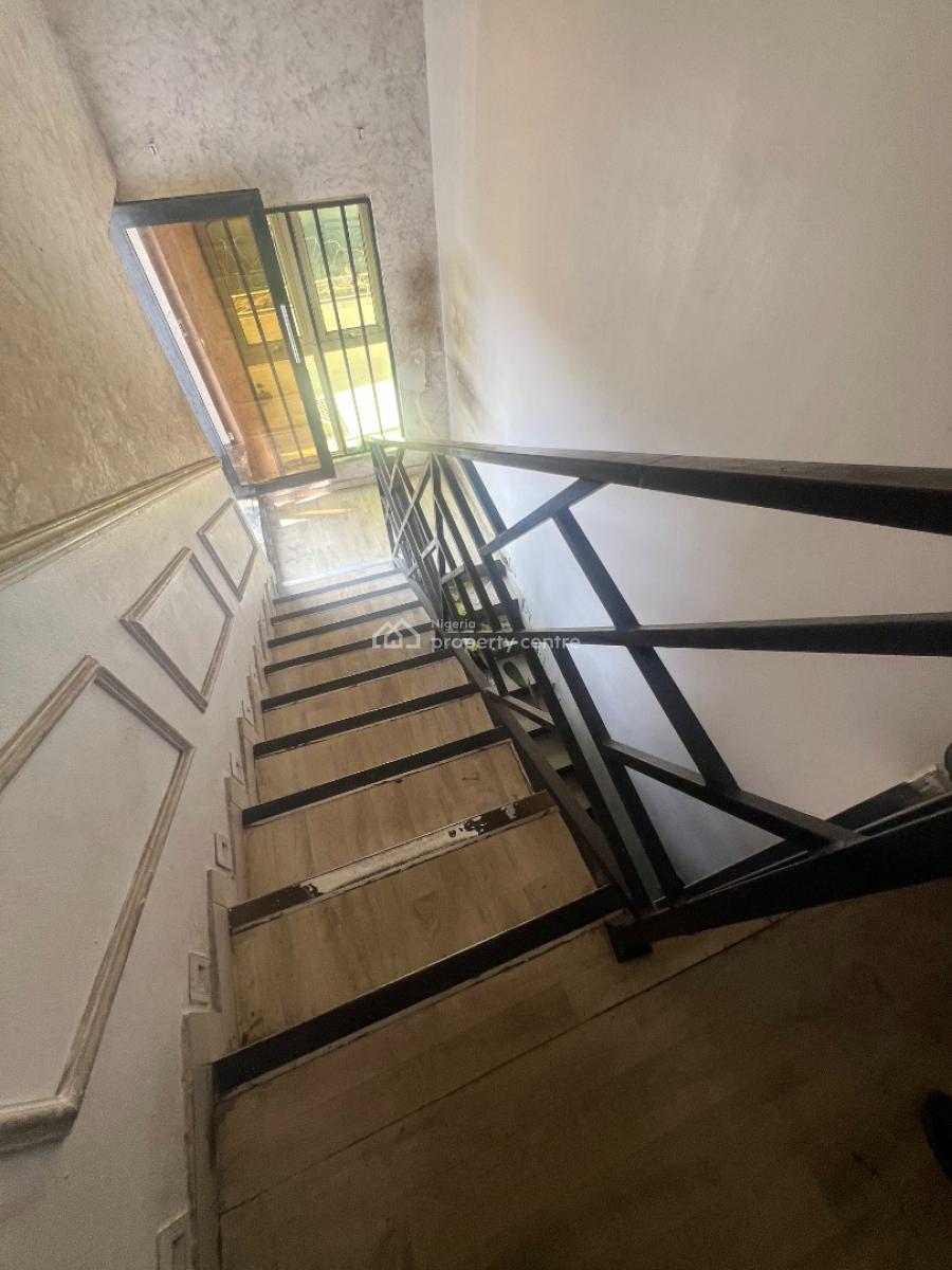 Attractive 230sqm First Floor Space with Second Floor Office Spaces, Lekki Phase 1, Lekki, Lagos, Commercial Property for Rent