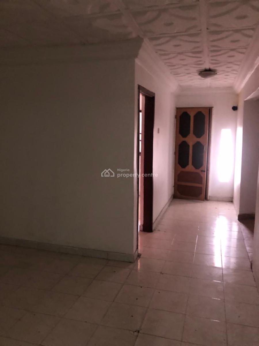 Spacious 1 Bedroom Apartment, Lekki Phase 1, Lekki, Lagos, Mini Flat (room and Parlour) for Rent