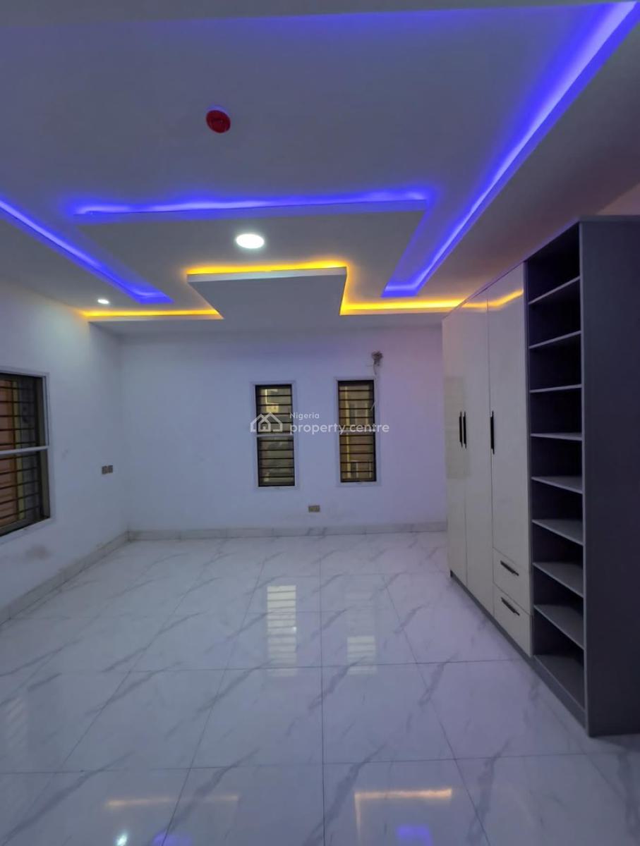 Newly Built 2 Bedroom Apartments with Bq, Off Freedom Way, Lekki Phase 1, Lekki, Lagos, Flat / Apartment for Rent