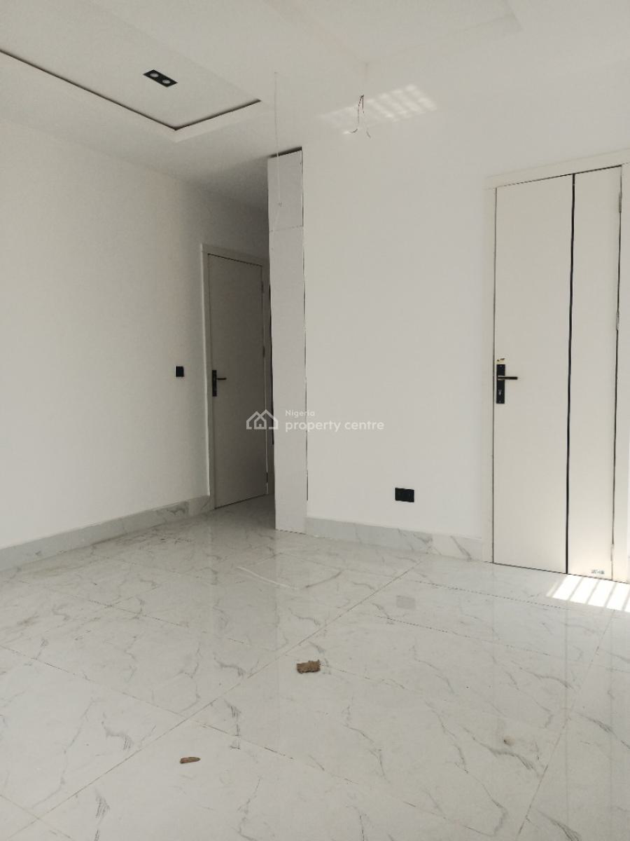 Newly Built 2 Bedroom Apartment with Spacious Rooms, Ikate, Lekki, Lagos, Block of Flats for Sale