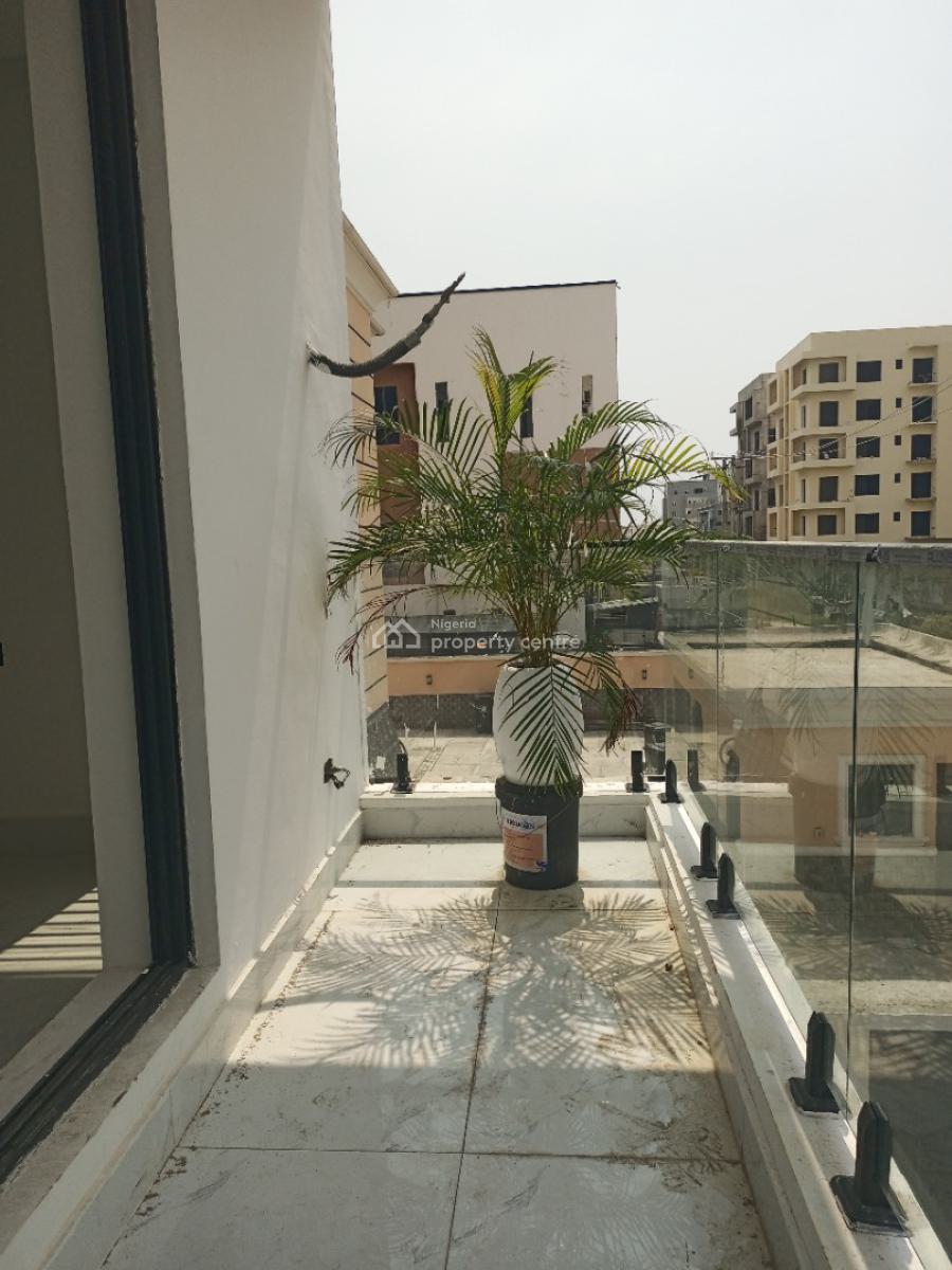 Newly Built 2 Bedroom Apartment with Spacious Rooms, Ikate, Lekki, Lagos, Block of Flats for Sale