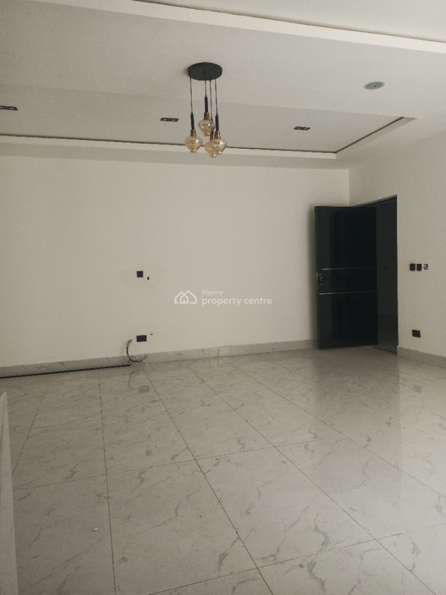 Newly Built 2 Bedroom Apartment with Spacious Rooms, Ikate, Lekki, Lagos, Block of Flats for Sale