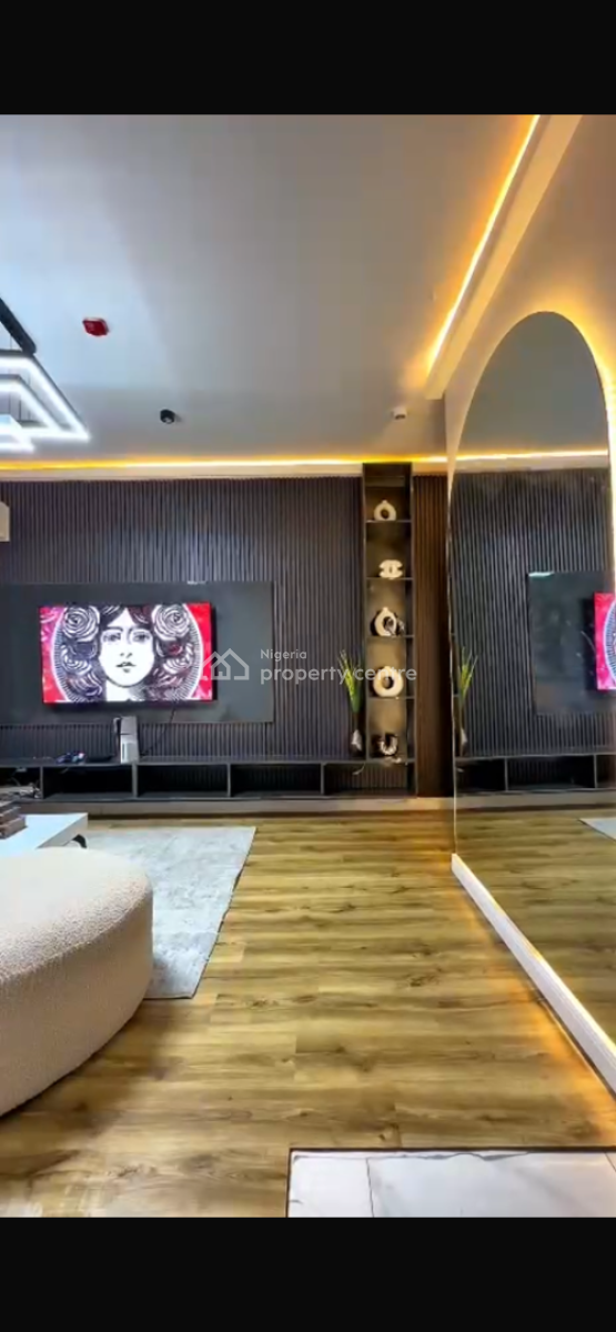 Cozy 2 Bedroom, Off Admiralty Way, Lekki Phase 1, Lekki, Lagos, Flat / Apartment Short Let