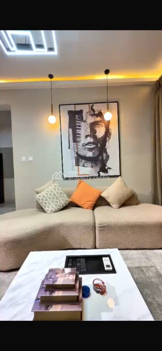 Cozy 2 Bedroom, Off Admiralty Way, Lekki Phase 1, Lekki, Lagos, Flat / Apartment Short Let