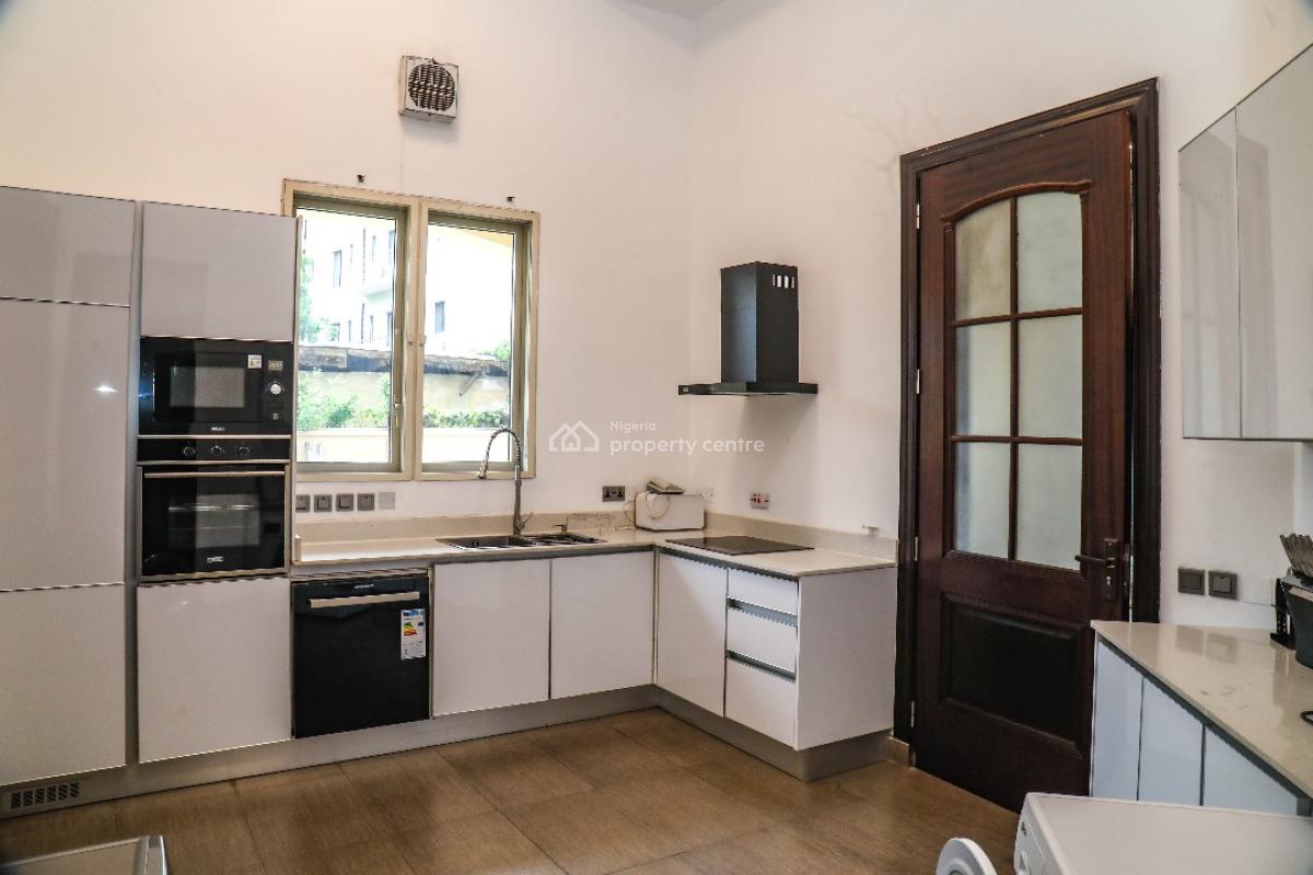 Unfurnished Contemporary 3-bedroom Maisonette at Temple Road Ikoyi, Ikoyi, Lagos, Flat / Apartment for Rent