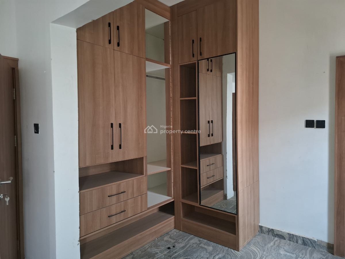 Standard 5 Bedroom Terrace Duplex, Guzape District, Abuja, Terraced Duplex for Rent