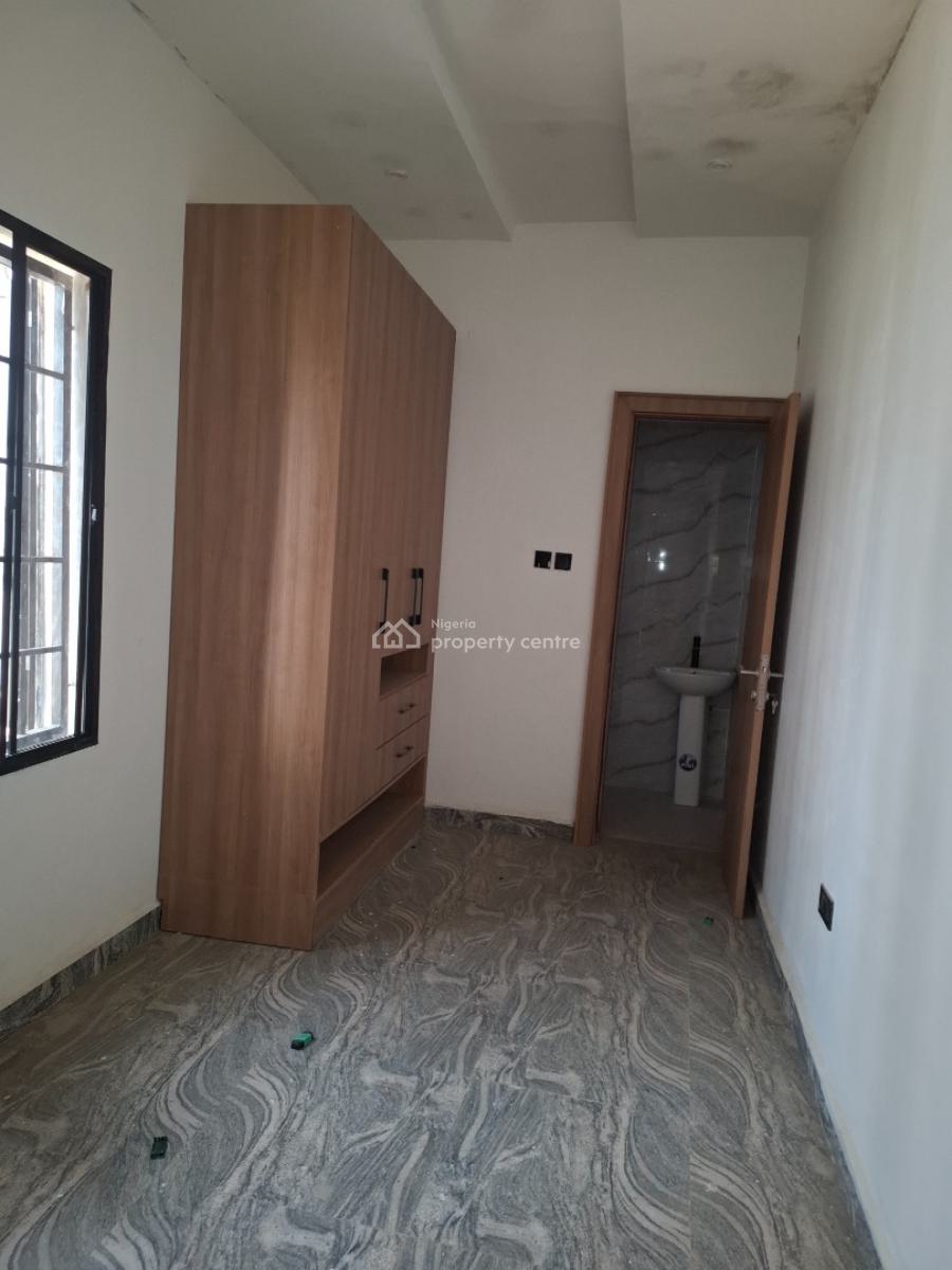 Standard 5 Bedroom Terrace Duplex, Guzape District, Abuja, Terraced Duplex for Rent