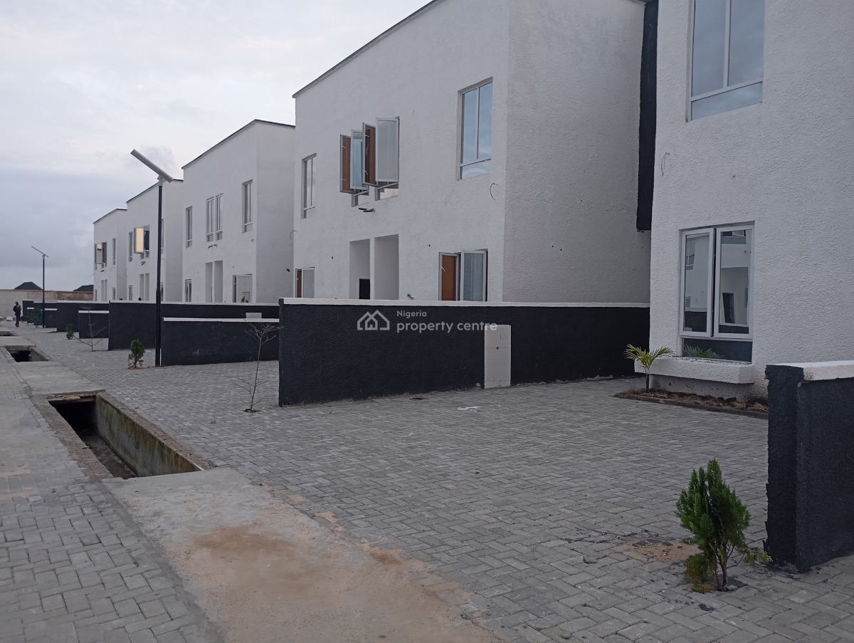 Elegant 3 Bedroom Duplex in a Good Location, Idera Scheme, Lekki Epe Express Way, Eleko, Ibeju Lekki, Lagos, Terraced Duplex for Sale