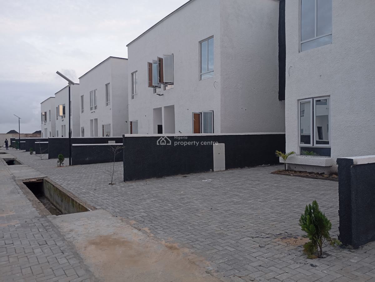 Elegant 3 Bedroom Duplex in a Good Location, Idera Scheme, Lekki Epe Express Way, Eleko, Ibeju Lekki, Lagos, Terraced Duplex for Sale