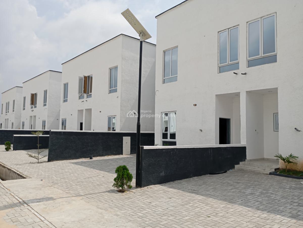 Elegant 3 Bedroom Duplex in a Good Location, Idera Scheme, Lekki Epe Express Way, Eleko, Ibeju Lekki, Lagos, Semi-detached Duplex for Sale