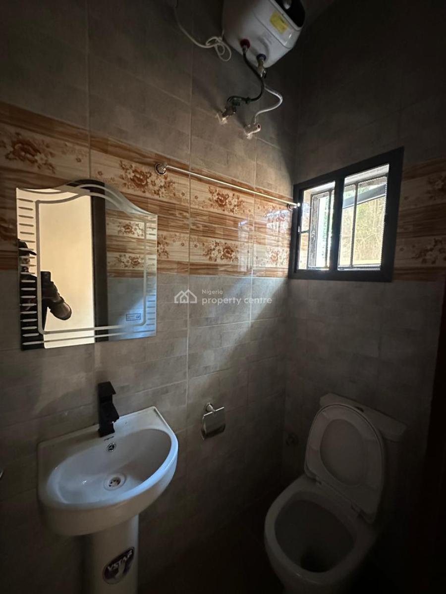 3 Bedrooms Apartment, Lekki Phase 1, Lekki, Lagos, Flat / Apartment for Rent