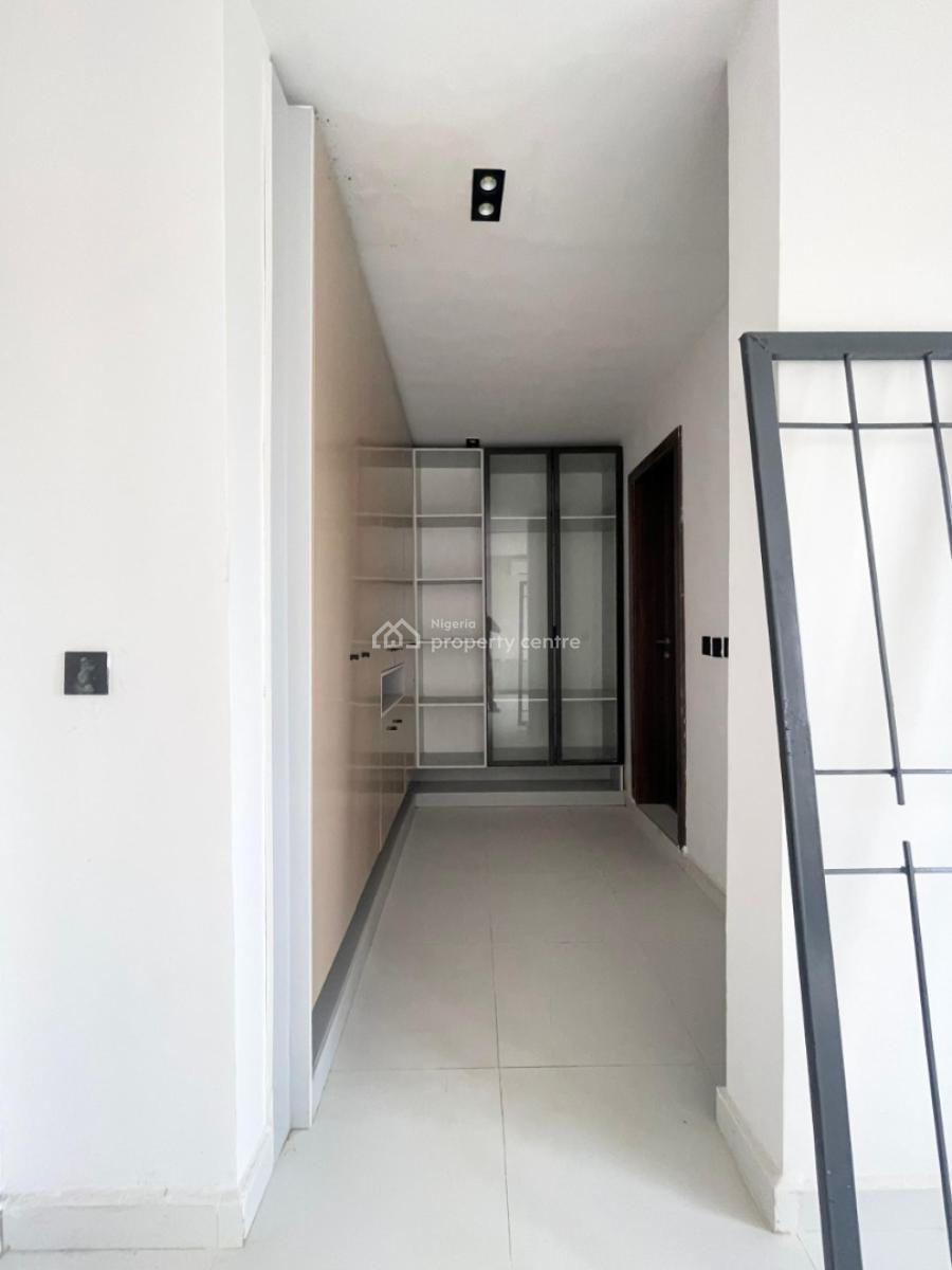 Lovely 4 Bedroom Terrace Duplex, Lekki Phase 1, Lekki, Lagos, Terraced Duplex for Sale