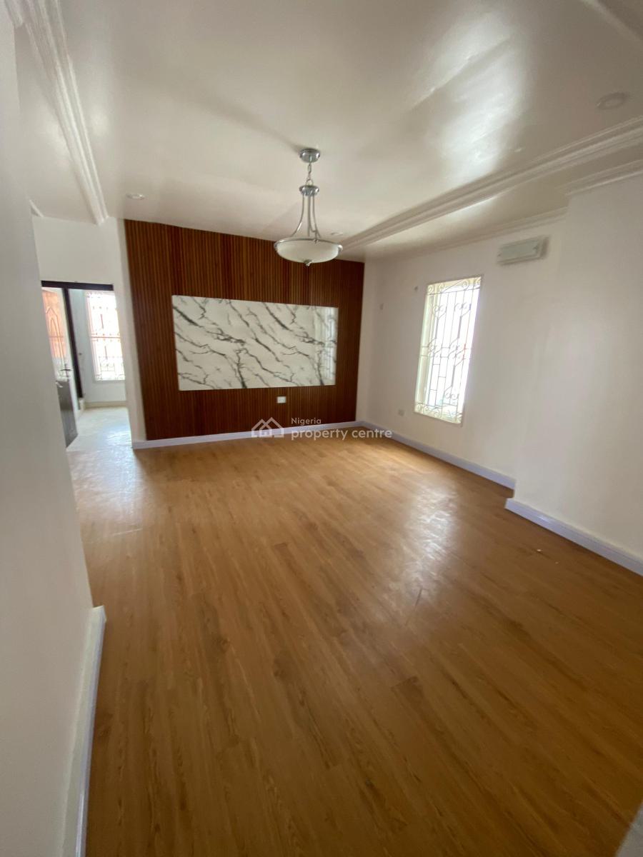 Fully Serviced 3 Bedroom Apartment with a Room Bq, Lekki Phase 1, Lekki, Lagos, Flat / Apartment for Rent