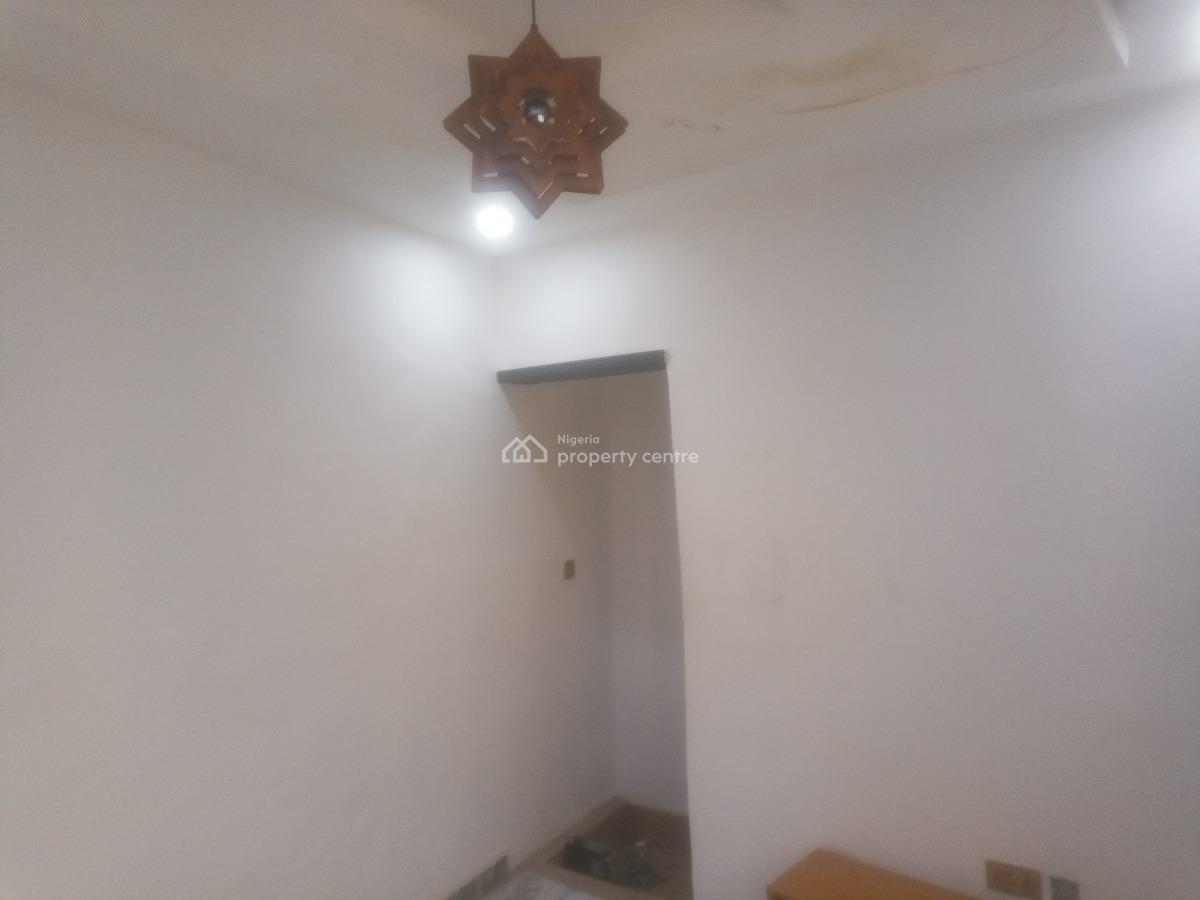 Mini Flat, Omole Road, Olowora, Magodo, Lagos, Mini Flat (room and Parlour) for Rent