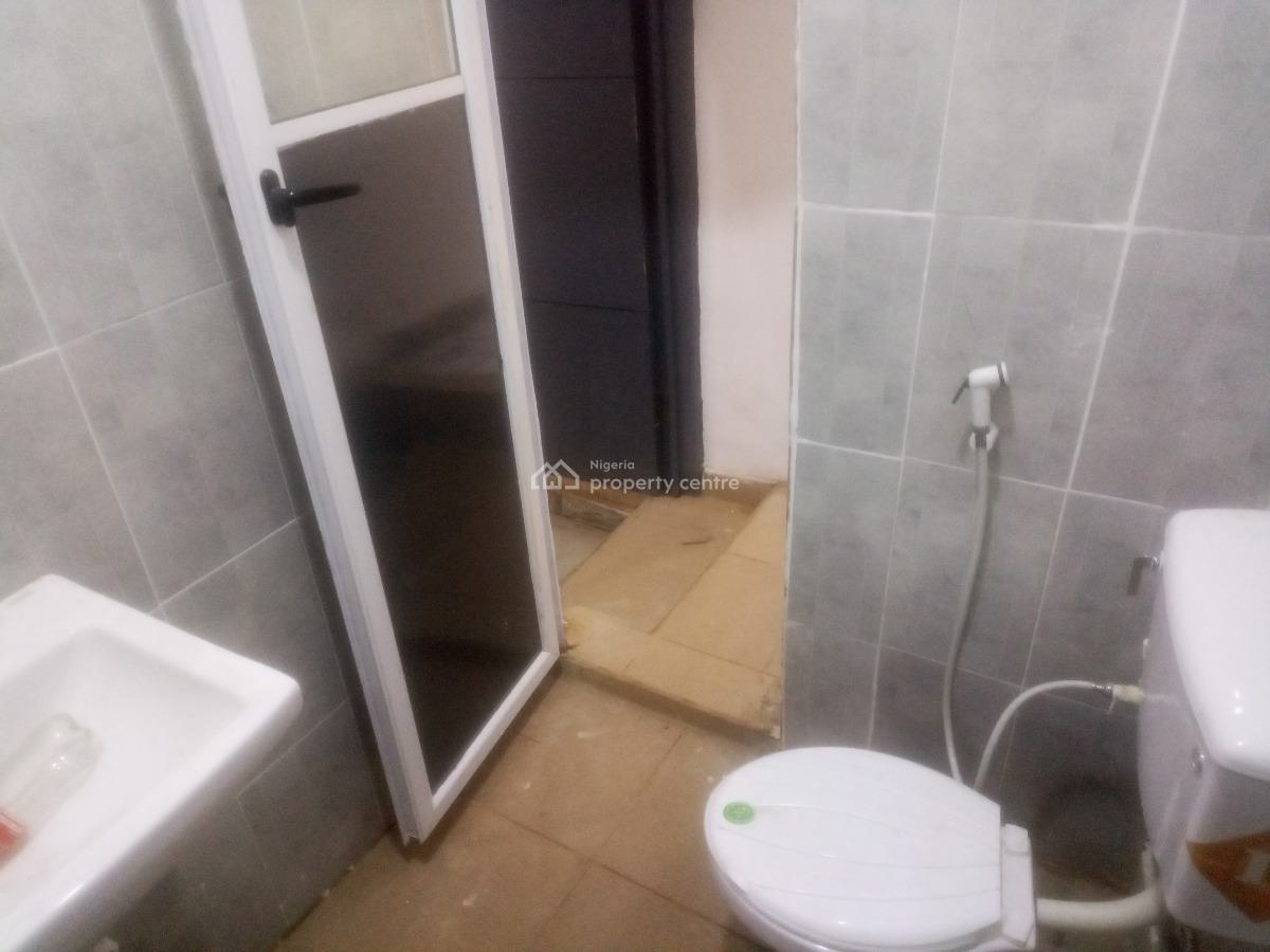 Mini Flat, Omole Road, Olowora, Magodo, Lagos, Mini Flat (room and Parlour) for Rent