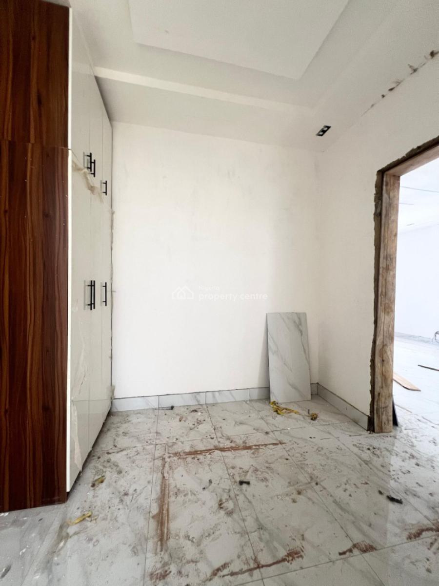 Luxury 2 Bedroom Apartment in a Secure Estate, Chevron, Lekki, Lagos, Flat / Apartment for Sale