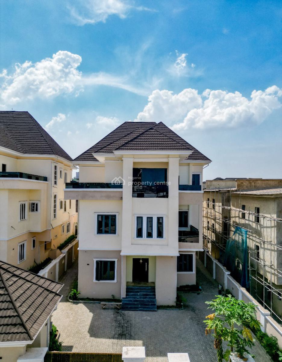 7 Bedroom Fully Detached Duplex, Guzape District, Abuja, Detached Duplex for Sale