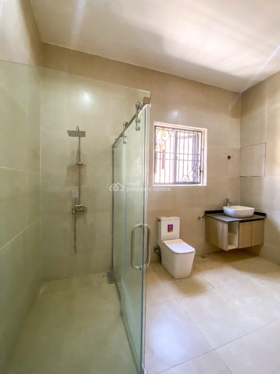 7 Bedroom Fully Detached Duplex, Guzape District, Abuja, Detached Duplex for Sale