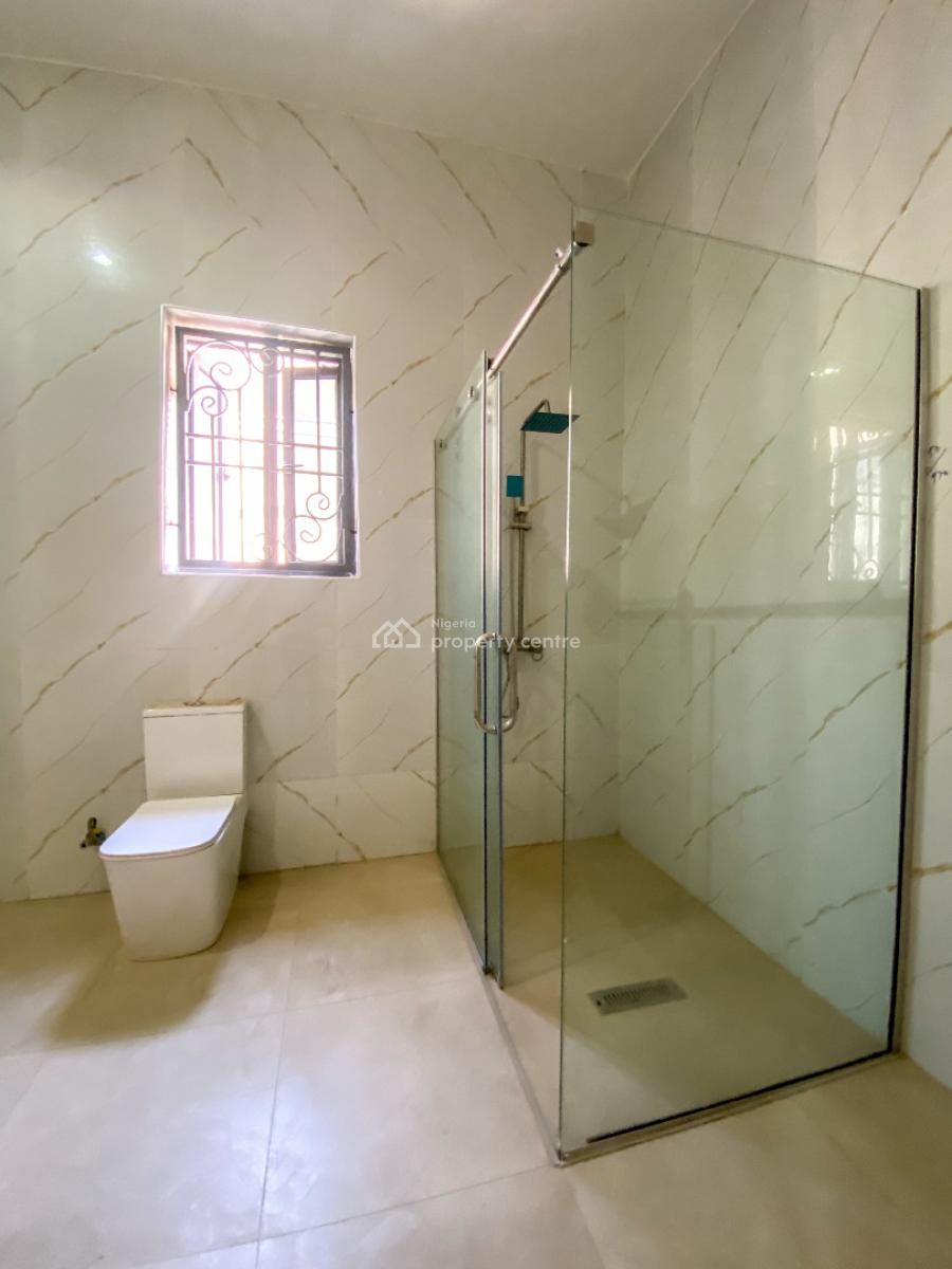 7 Bedroom Fully Detached Duplex, Guzape District, Abuja, Detached Duplex for Sale