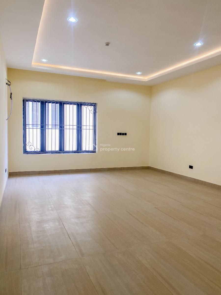 7 Bedroom Fully Detached Duplex, Guzape District, Abuja, Detached Duplex for Sale