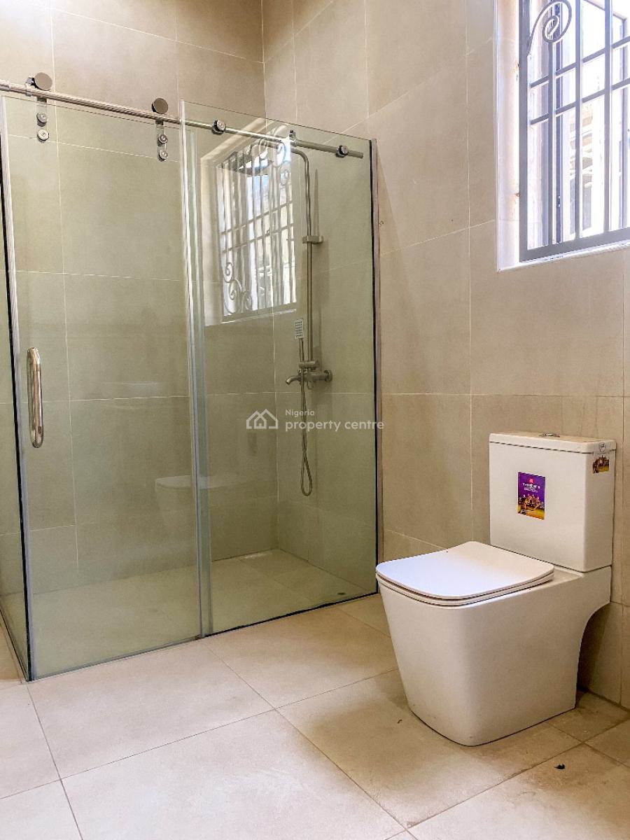 7 Bedroom Fully Detached Duplex, Guzape District, Abuja, Detached Duplex for Sale