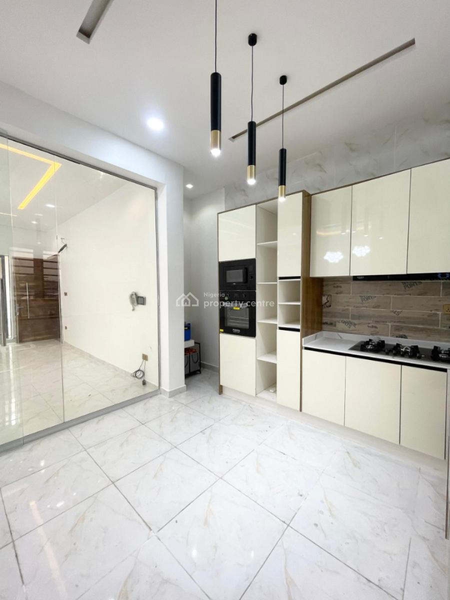 Luxurious 2bedroom Apartment in a Secure Estate, Agunji, Lekki, Lagos, Flat / Apartment for Sale