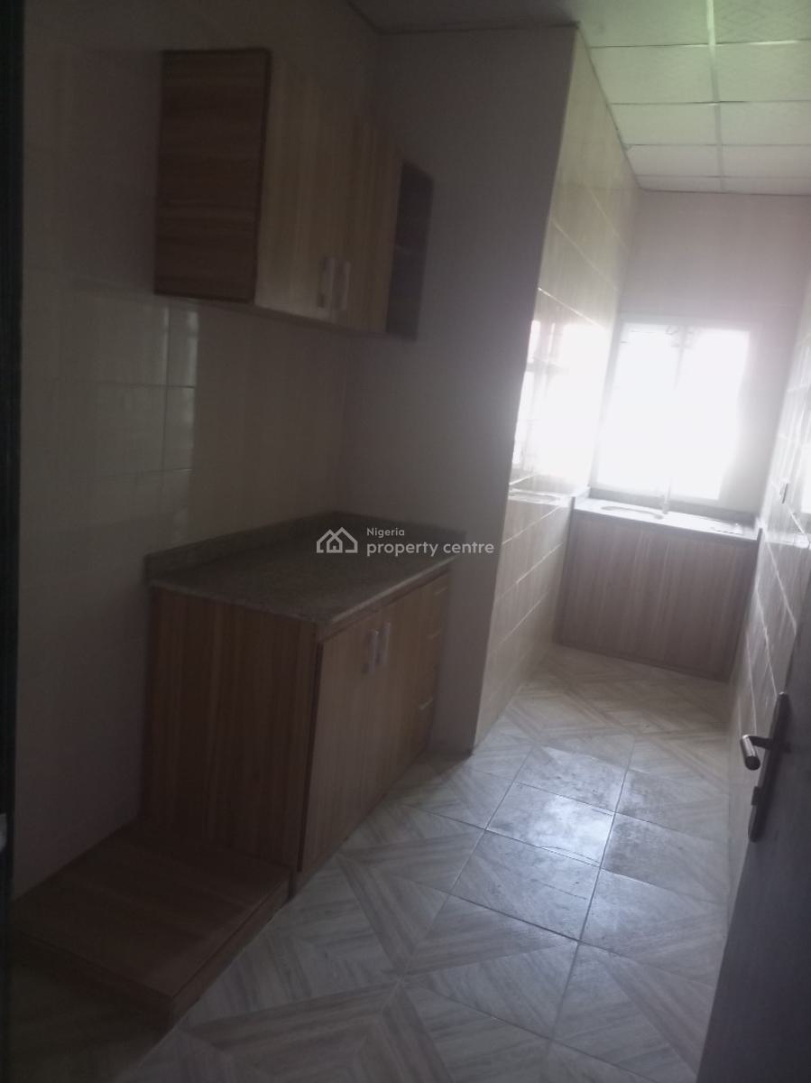 2 Bedroom Flats, 22 Soji Street, Ogombo, Ajah, Lagos, Flat / Apartment for Rent