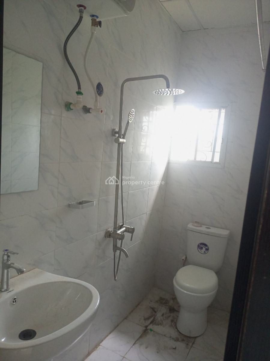 2 Bedroom Flats, 22 Soji Street, Ogombo, Ajah, Lagos, Flat / Apartment for Rent