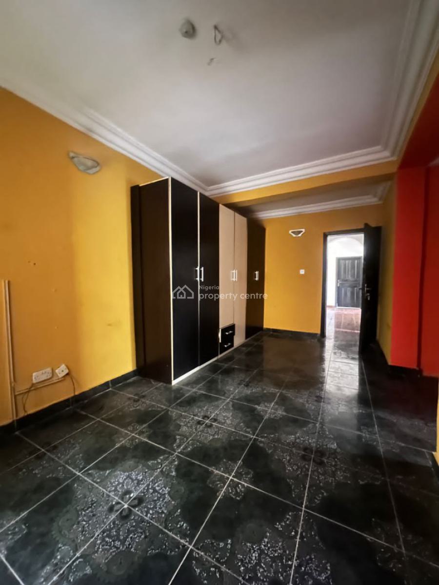 Gorgeously Built 3 Bedroom Flat, Lekki Phase 1, Lekki, Lagos, Flat / Apartment for Rent