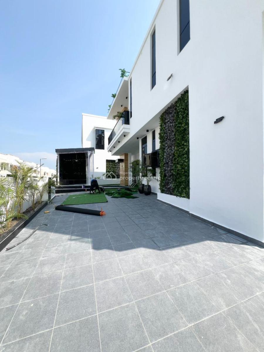 5 Bedrooms Fully-detached Duplex with Bq, Chevron, Lekki, Lagos, Detached Duplex for Sale