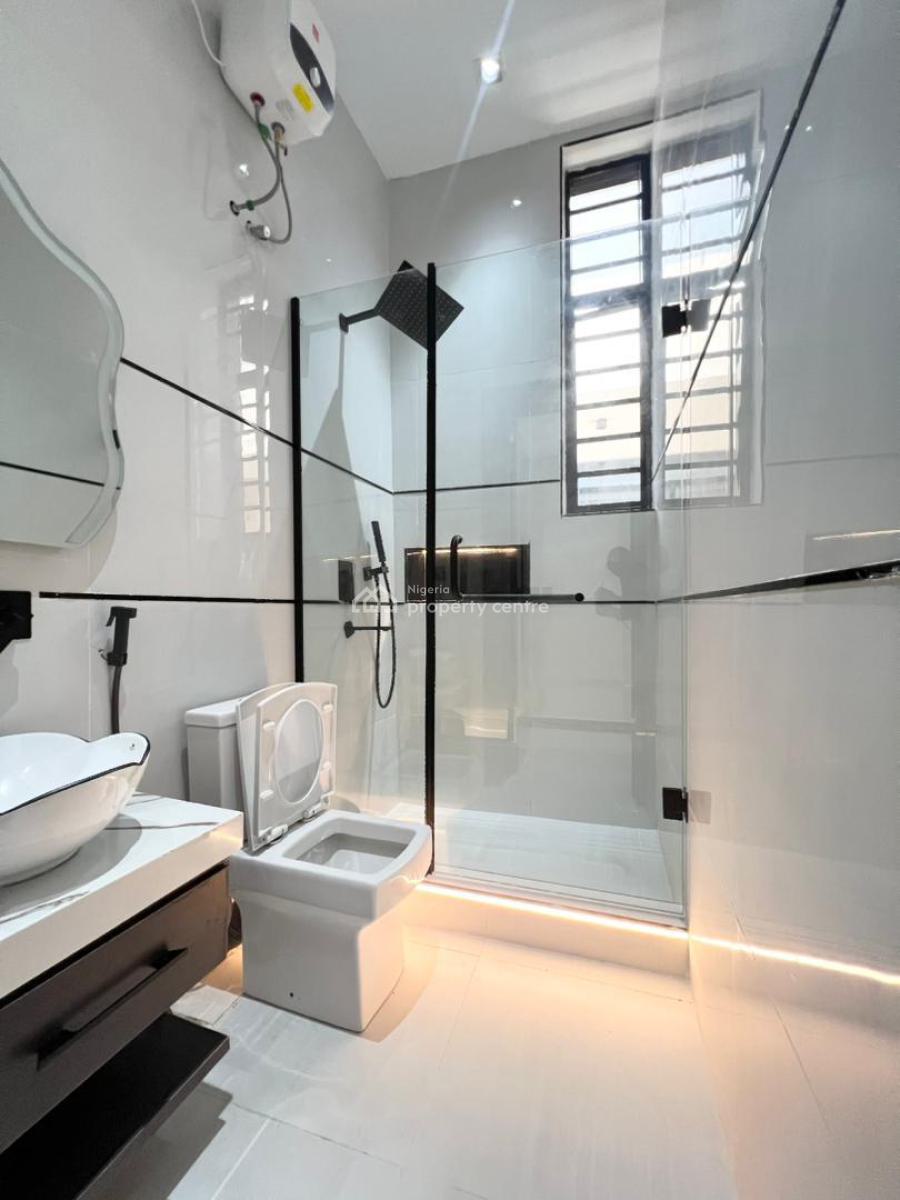 5 Bedrooms Fully-detached Duplex with Bq, Chevron, Lekki, Lagos, Detached Duplex for Sale