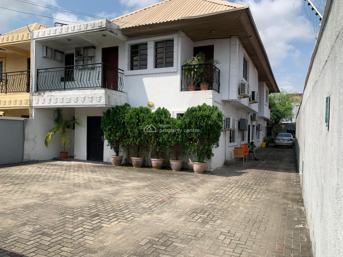 Decent 5 Bedroom Semi-detached House with Bq, Off Admiralty Way, Lekki Phase 1, Lekki, Lagos, Semi-detached Duplex for Rent
