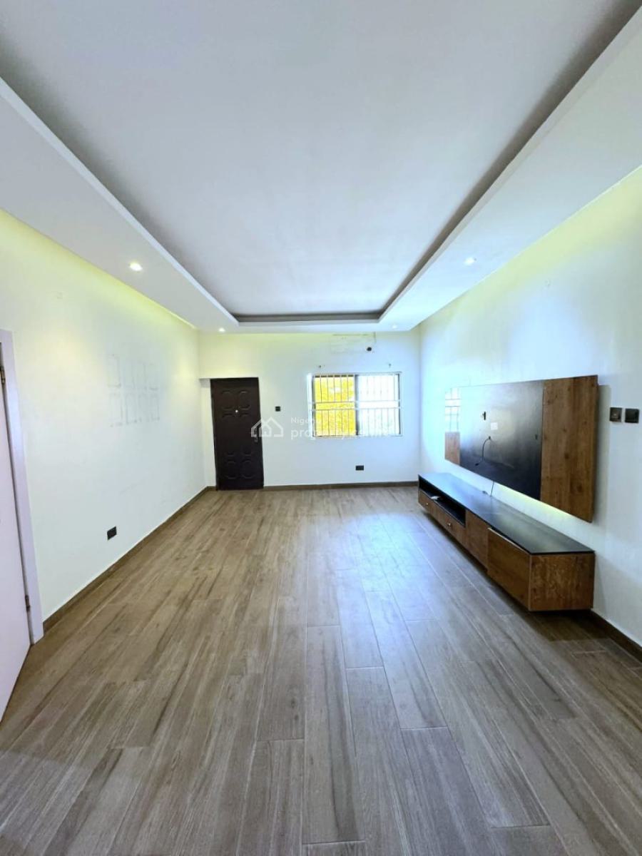 Spacious 3-bedroom Apartment, Lekki Phase 1, Lekki, Lagos, Flat / Apartment for Rent