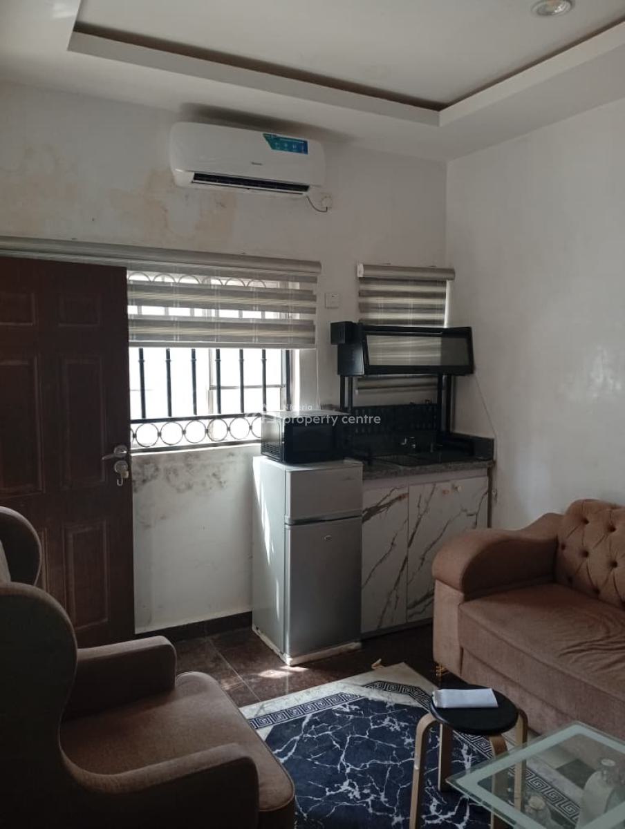Excellent Spacious 1 Bedroom Apartment, Nicon Junction, Katampe (main), Katampe, Abuja, Mini Flat (room and Parlour) for Rent